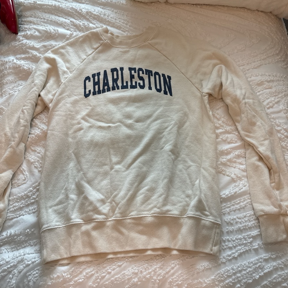 Charleston Cream crew neck